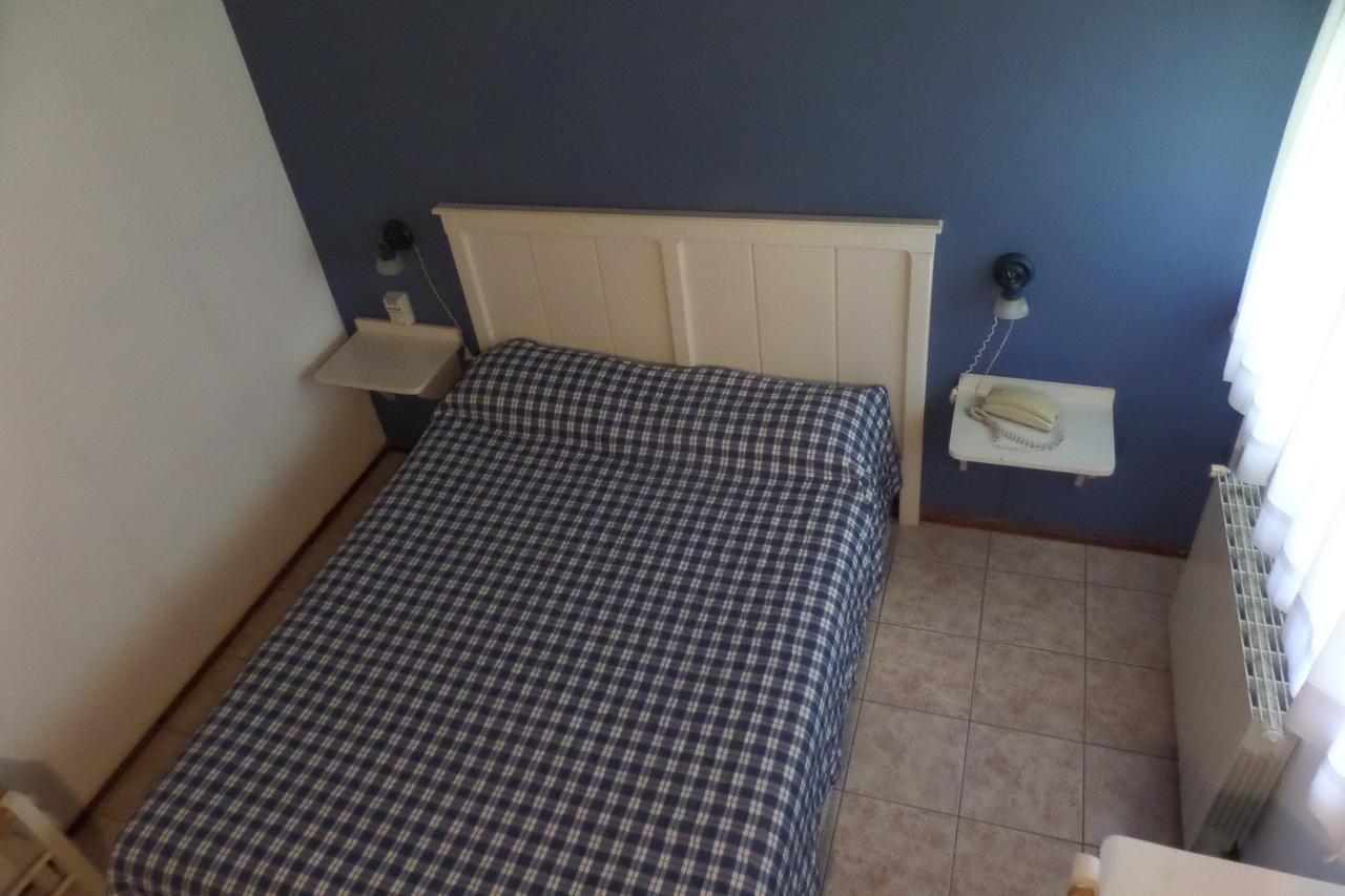 Hotel 阿雷科河畔卡门 外观 照片