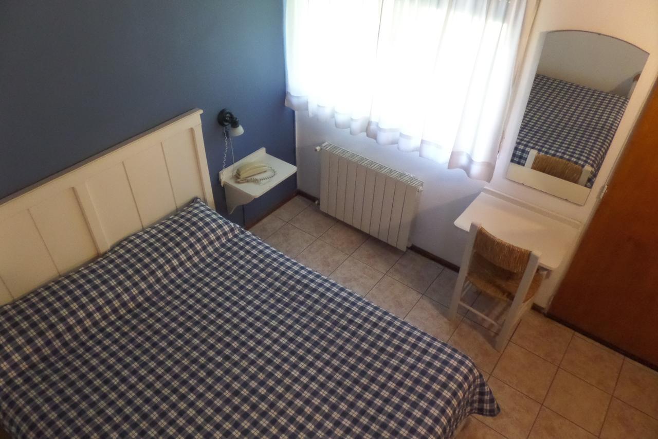 Hotel 阿雷科河畔卡门 外观 照片